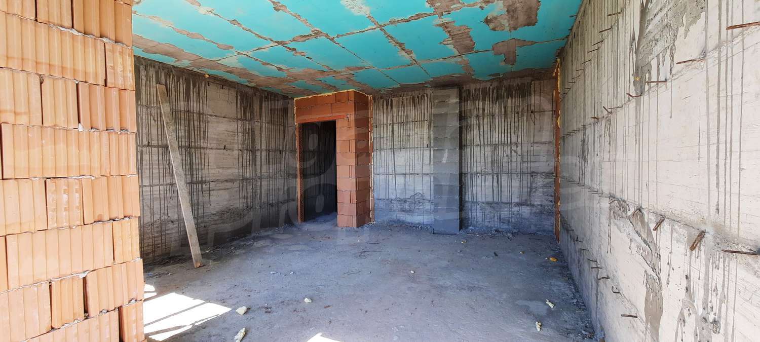 Gallery Picture 10