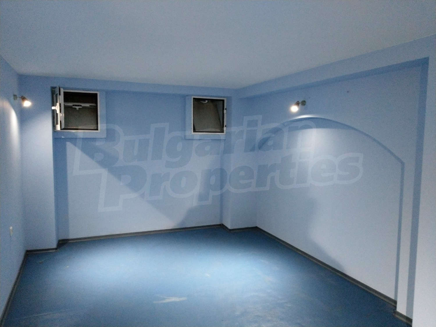 Gallery Picture 12