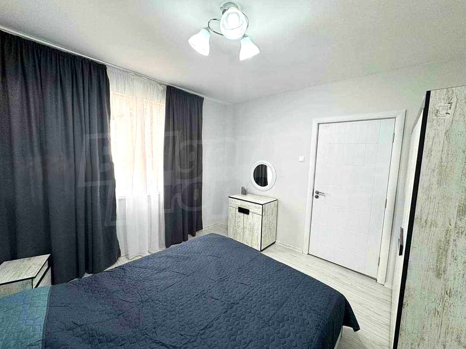 Gallery Picture 8