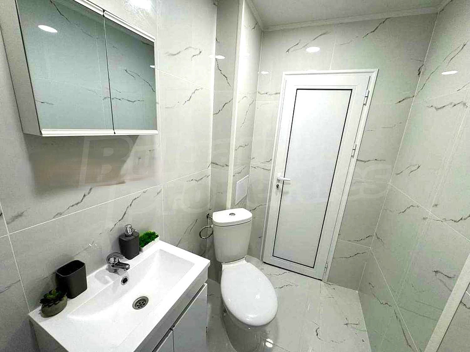 Gallery Picture 9