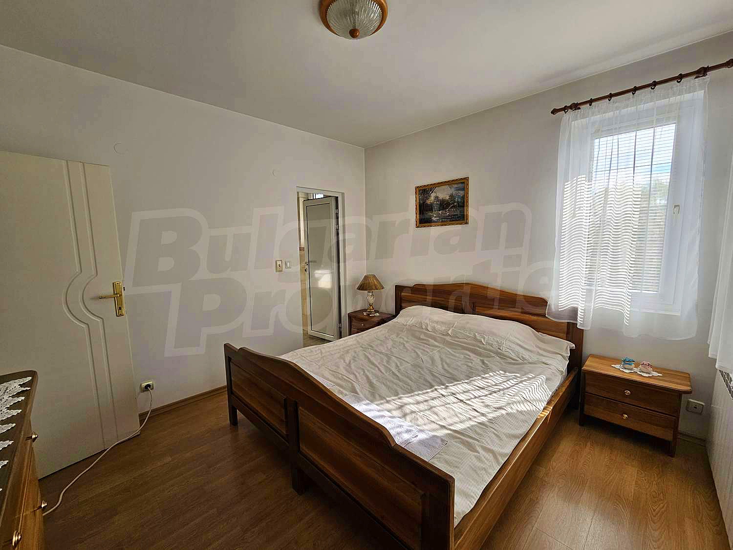Gallery Picture 28