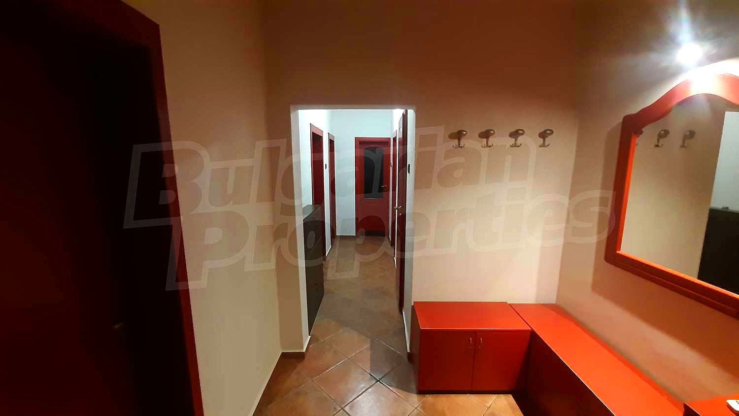 Gallery Picture 15