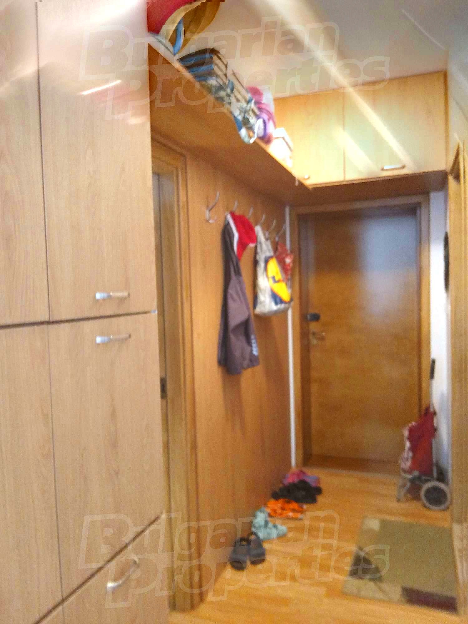 Gallery Picture 29