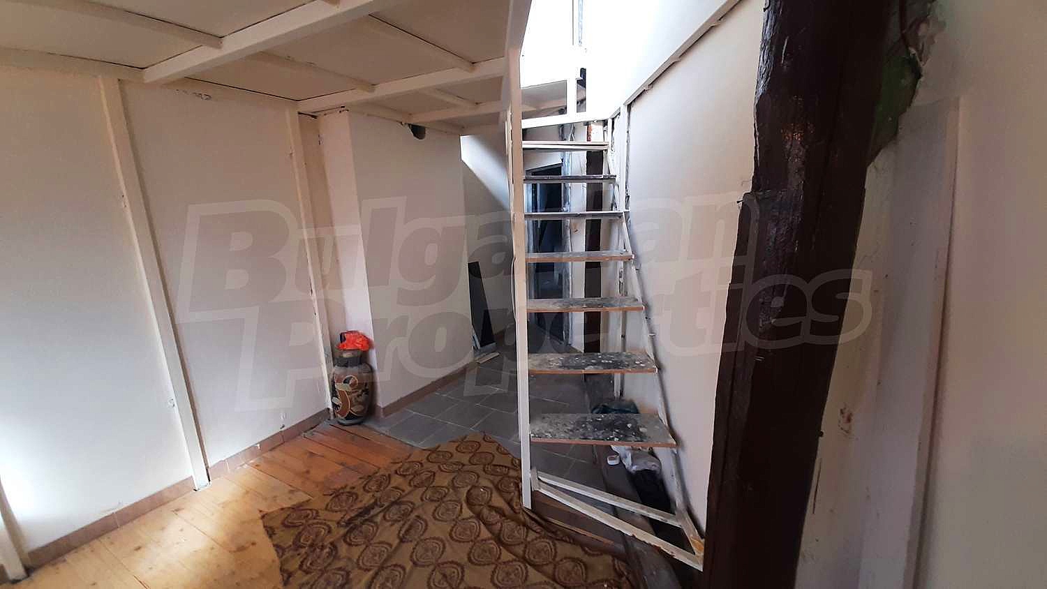 Gallery Picture 8