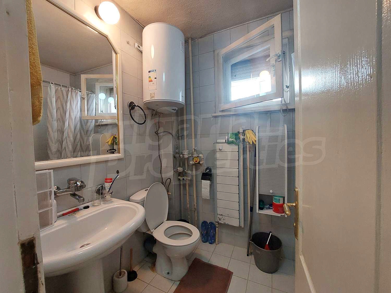 Gallery Picture 16