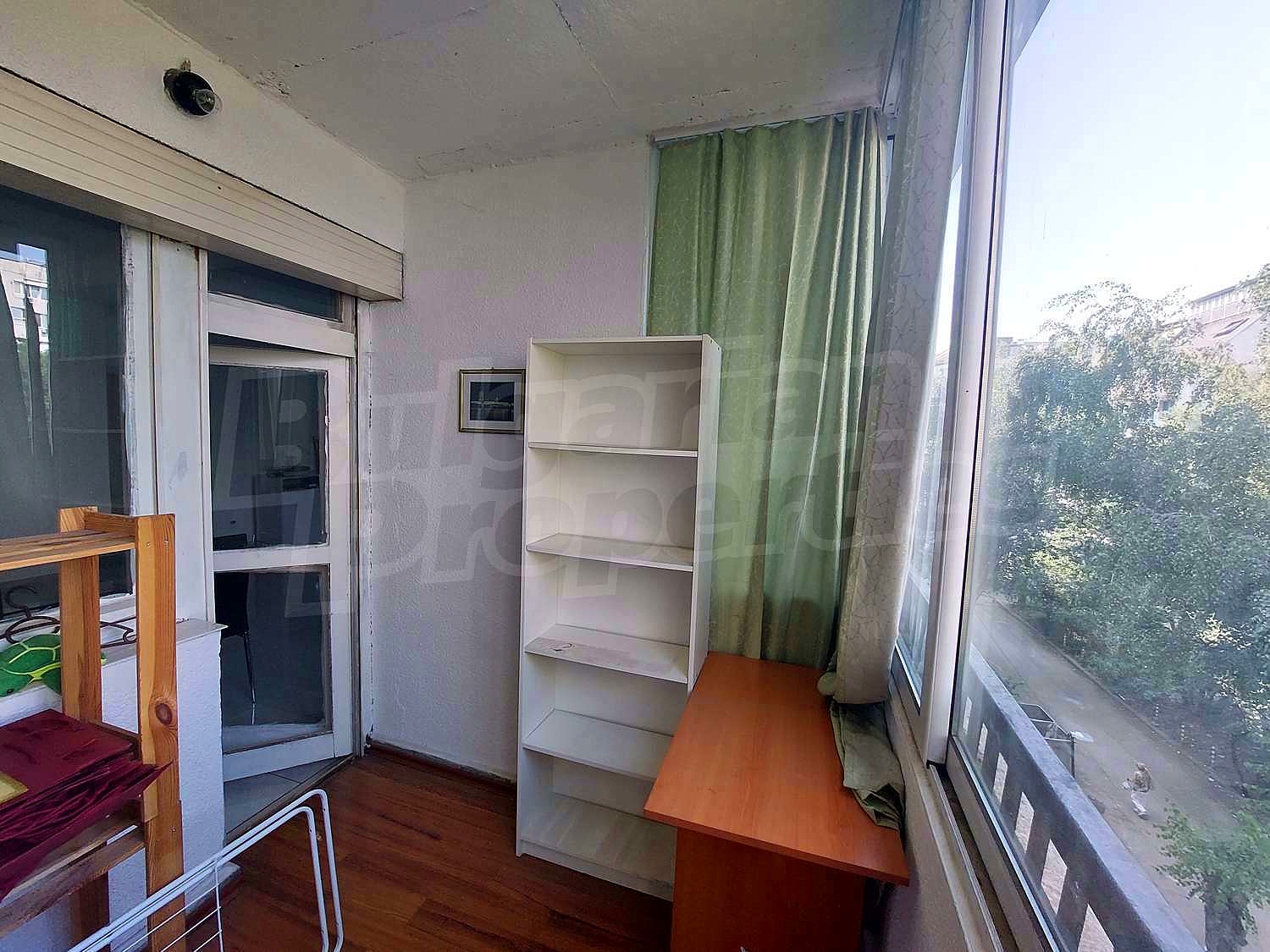 Gallery Picture 28