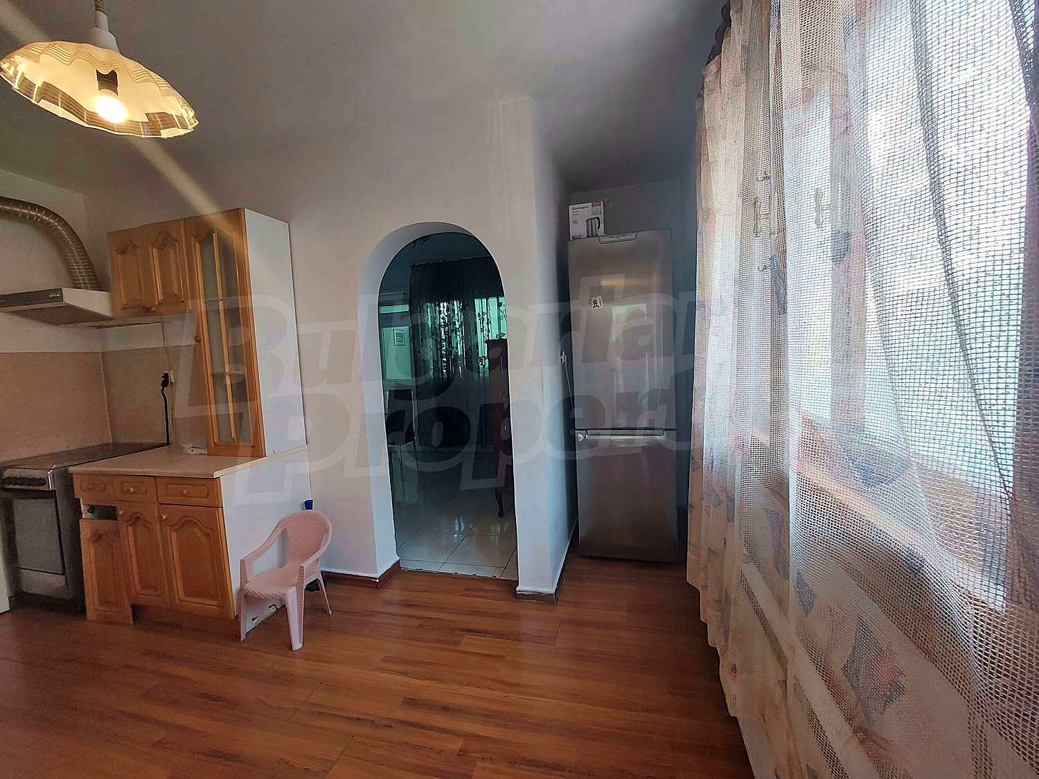 Gallery Picture 6