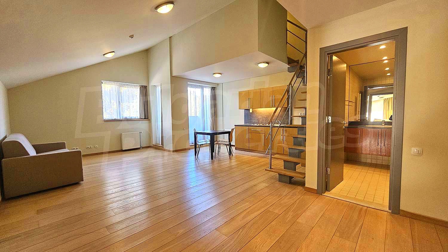 Gallery Picture 2