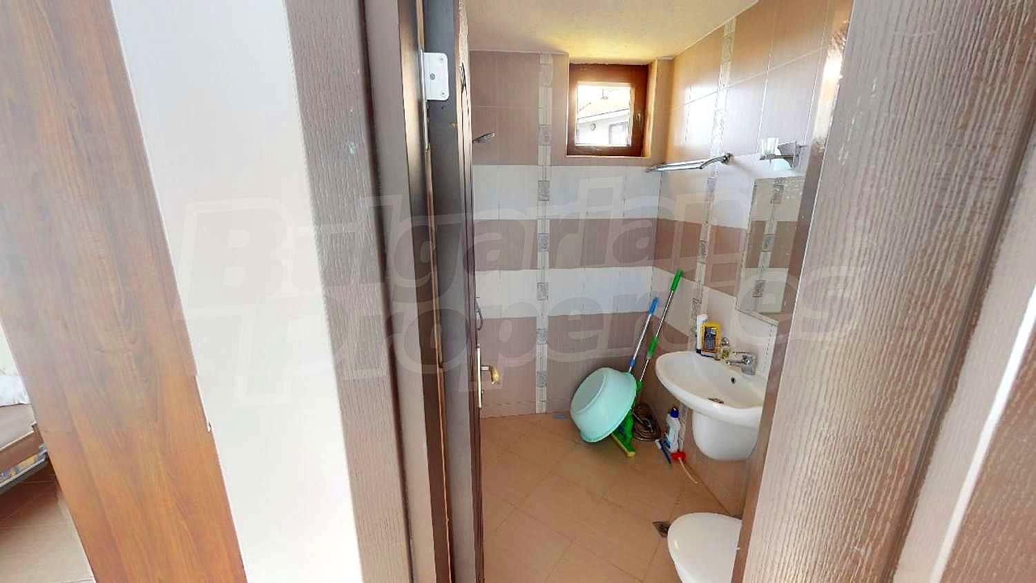 Gallery Picture 8