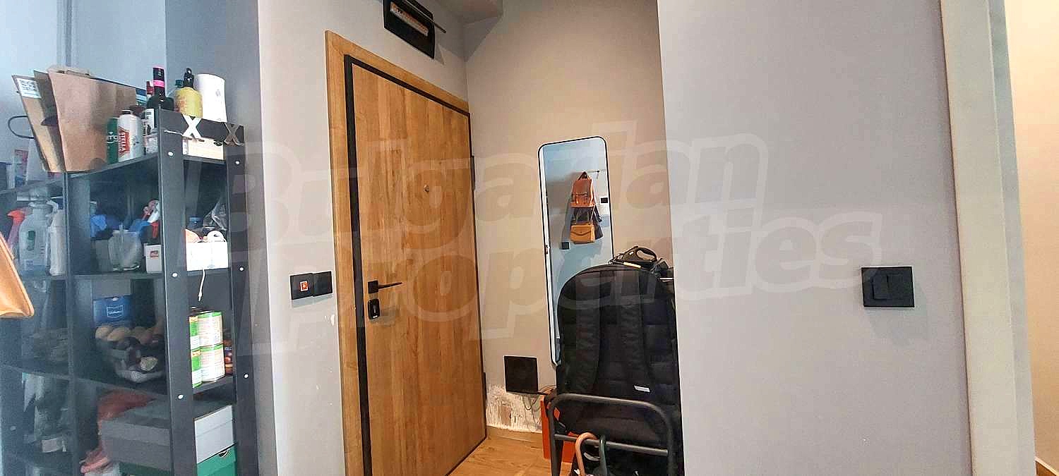 Gallery Picture 28