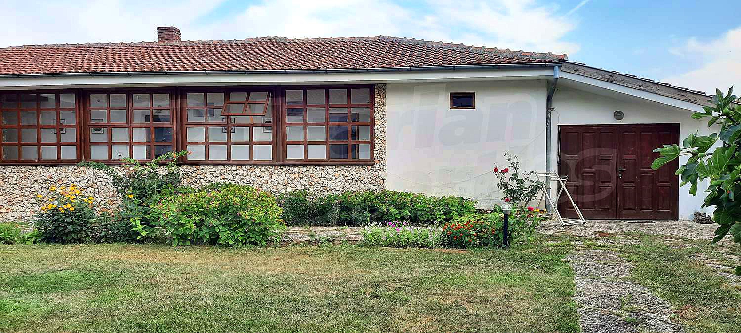 Gallery Picture 35