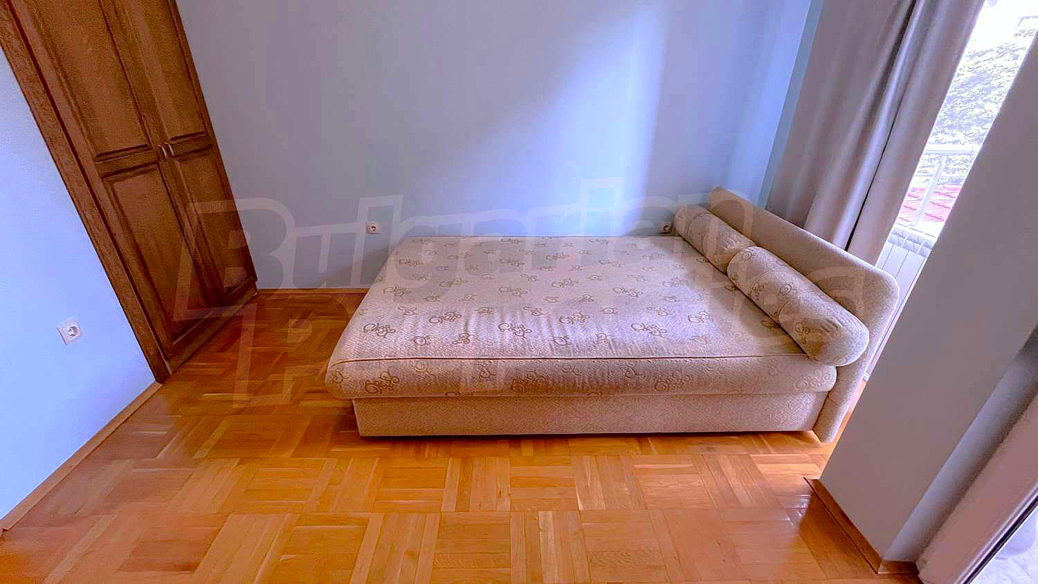 Gallery Picture 13