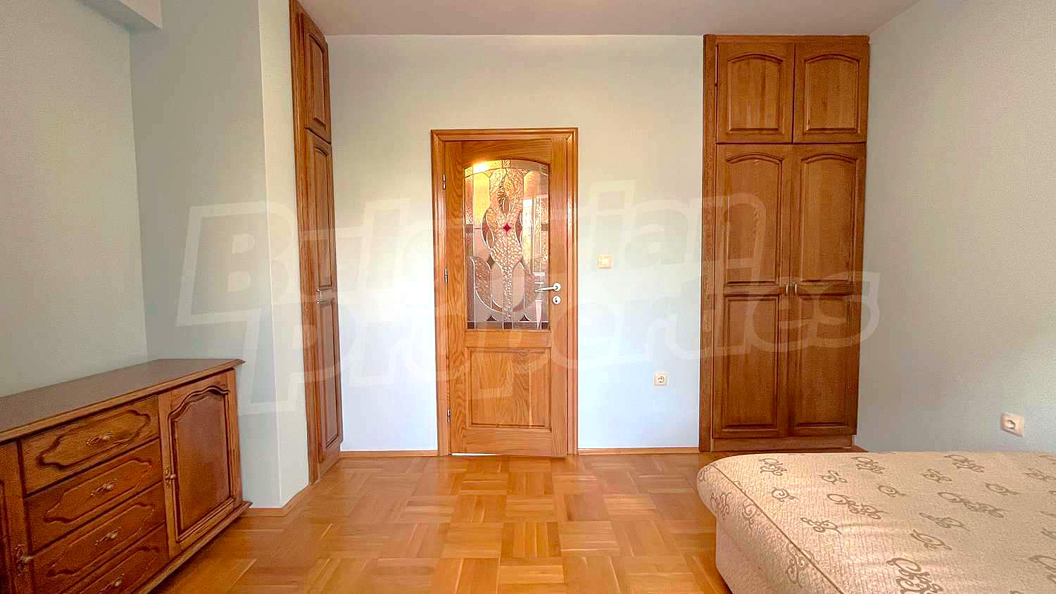 Gallery Picture 16