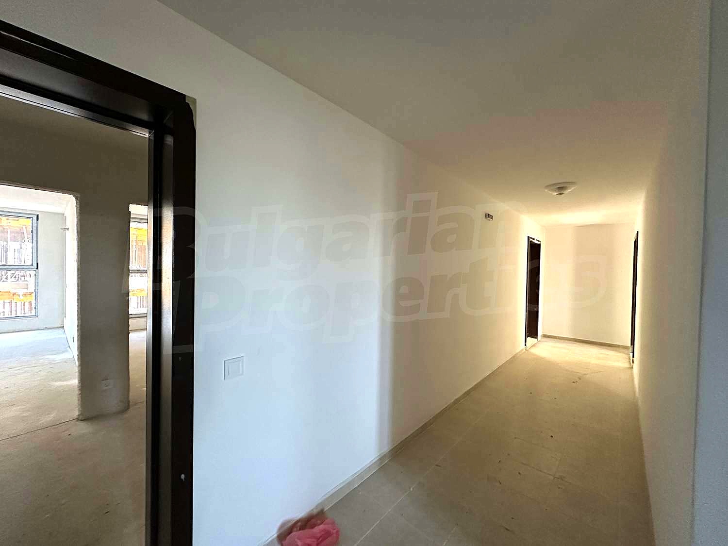 Gallery Picture 28
