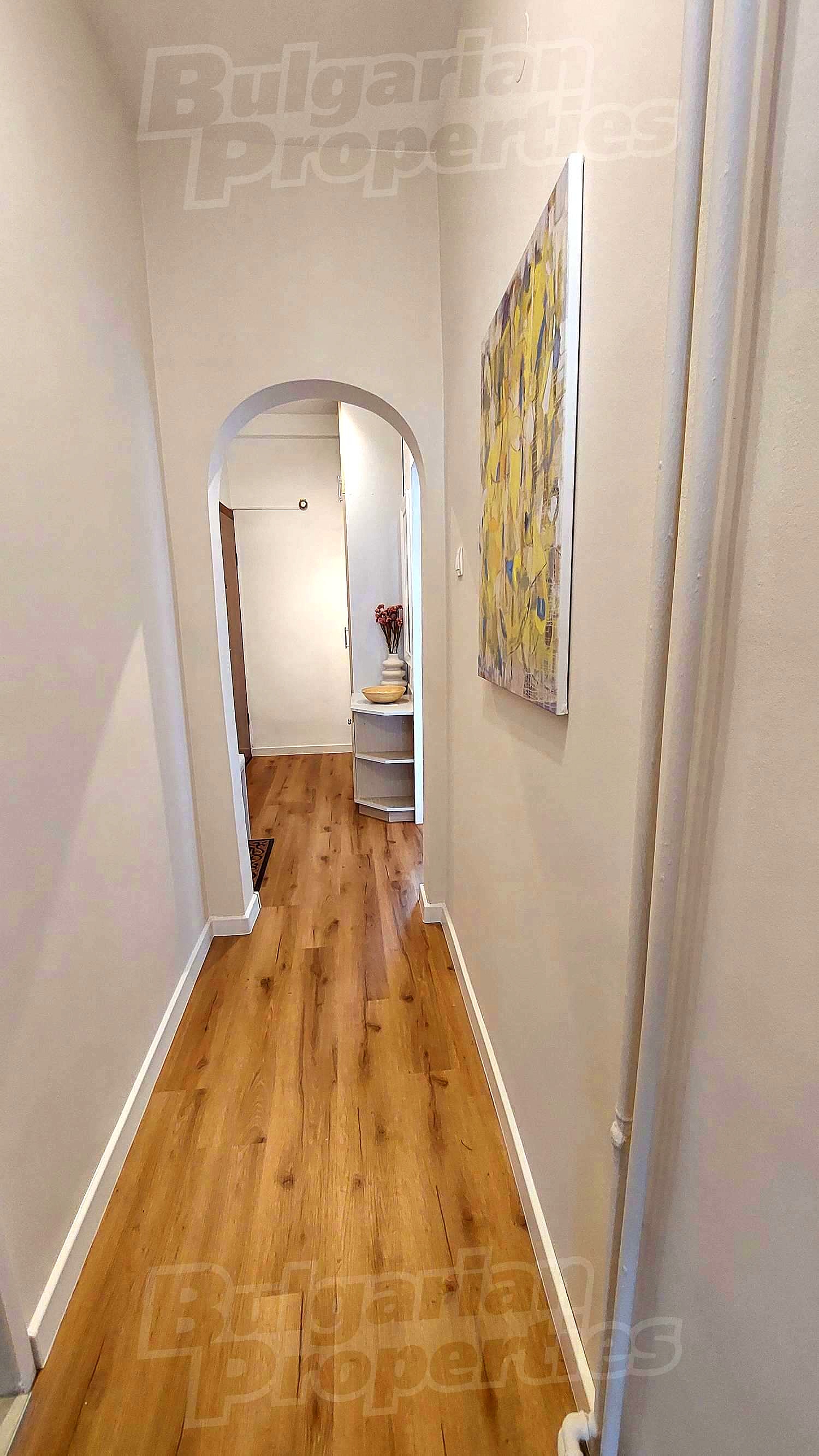 Gallery Picture 15
