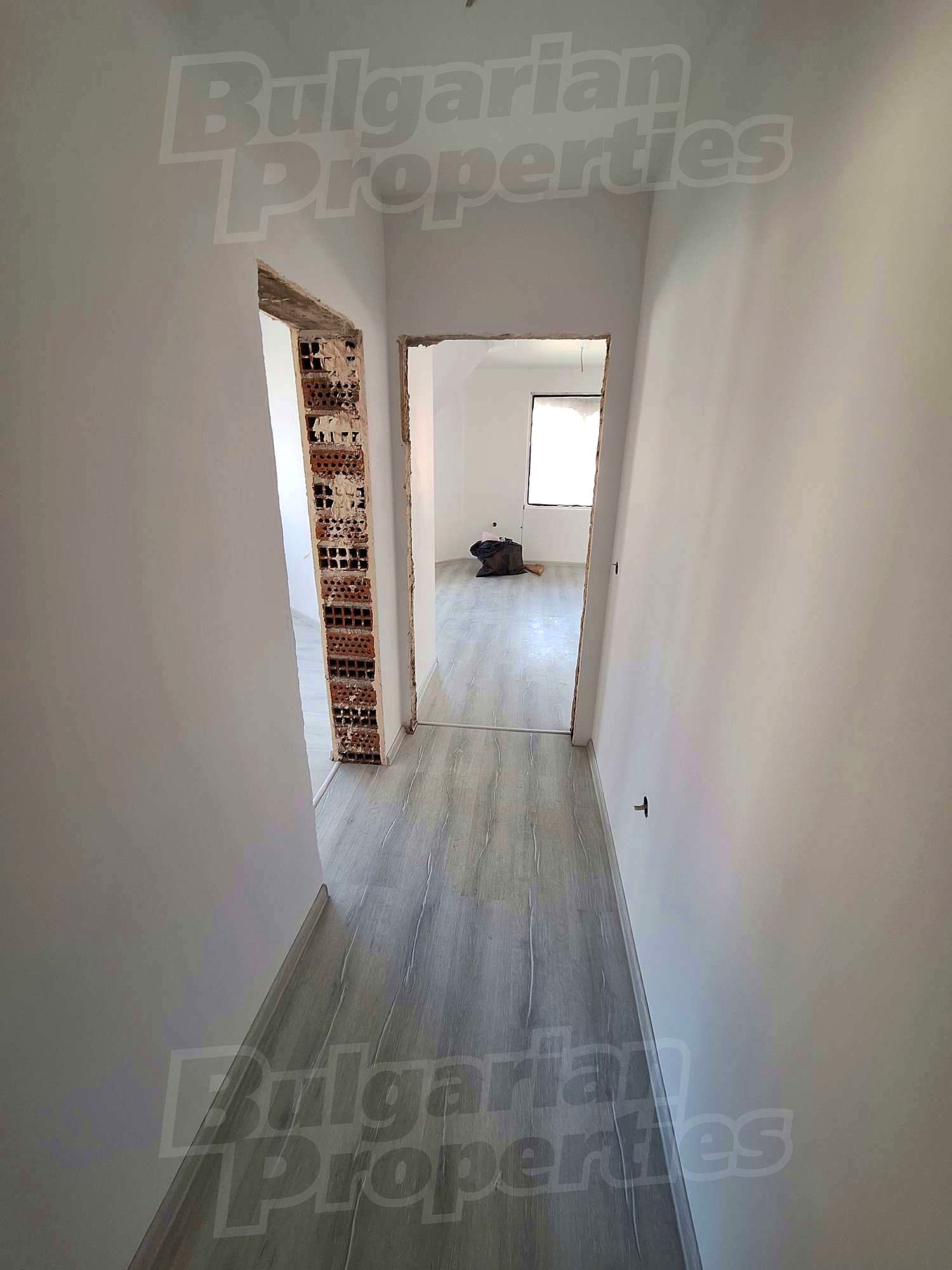 Gallery Picture 13