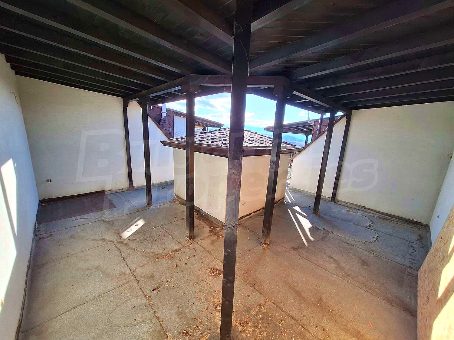 Gallery Picture 16