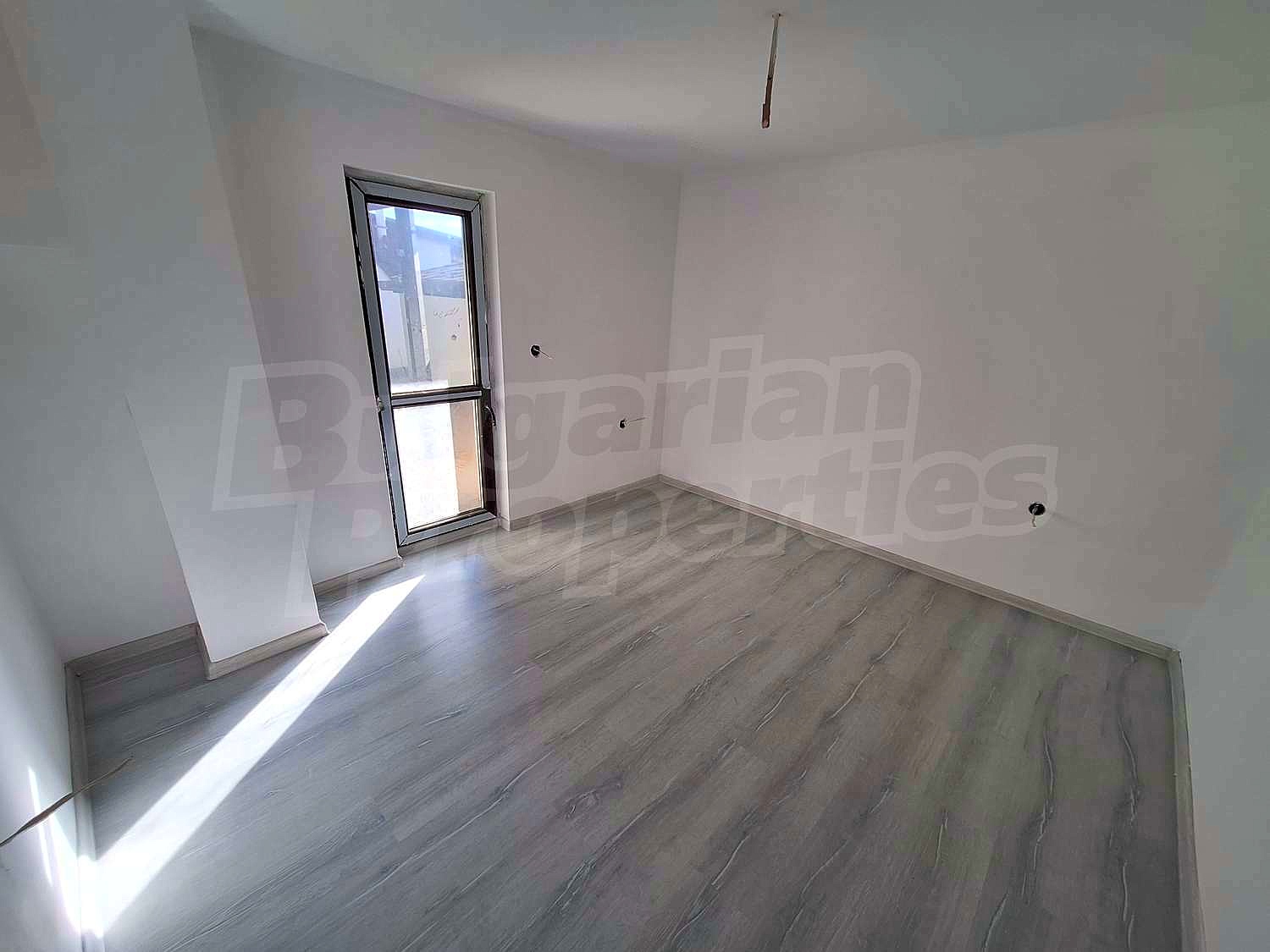 Gallery Picture 7