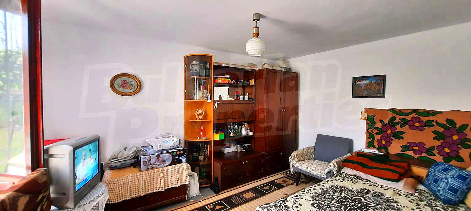 Gallery Picture 30