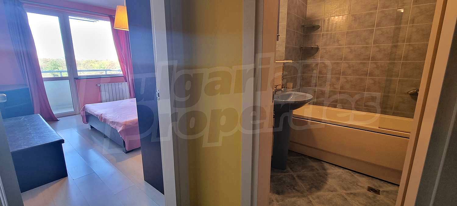 Gallery Picture 9