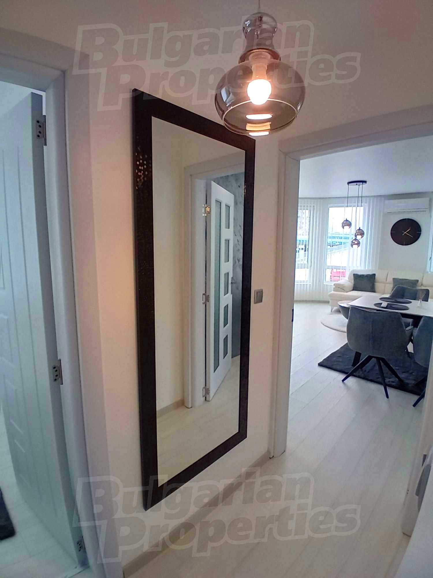 Gallery Picture 13