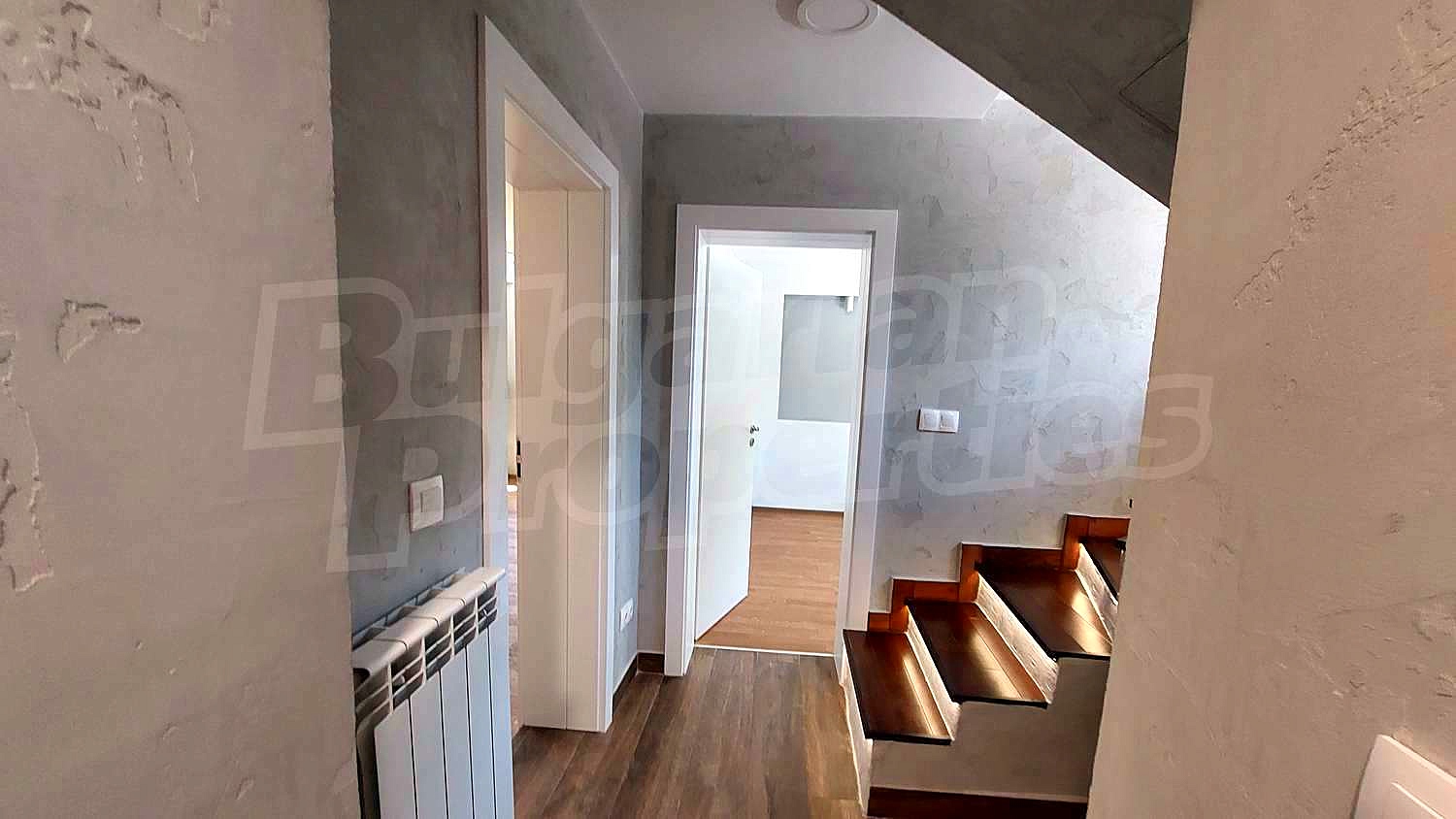 Gallery Picture 14