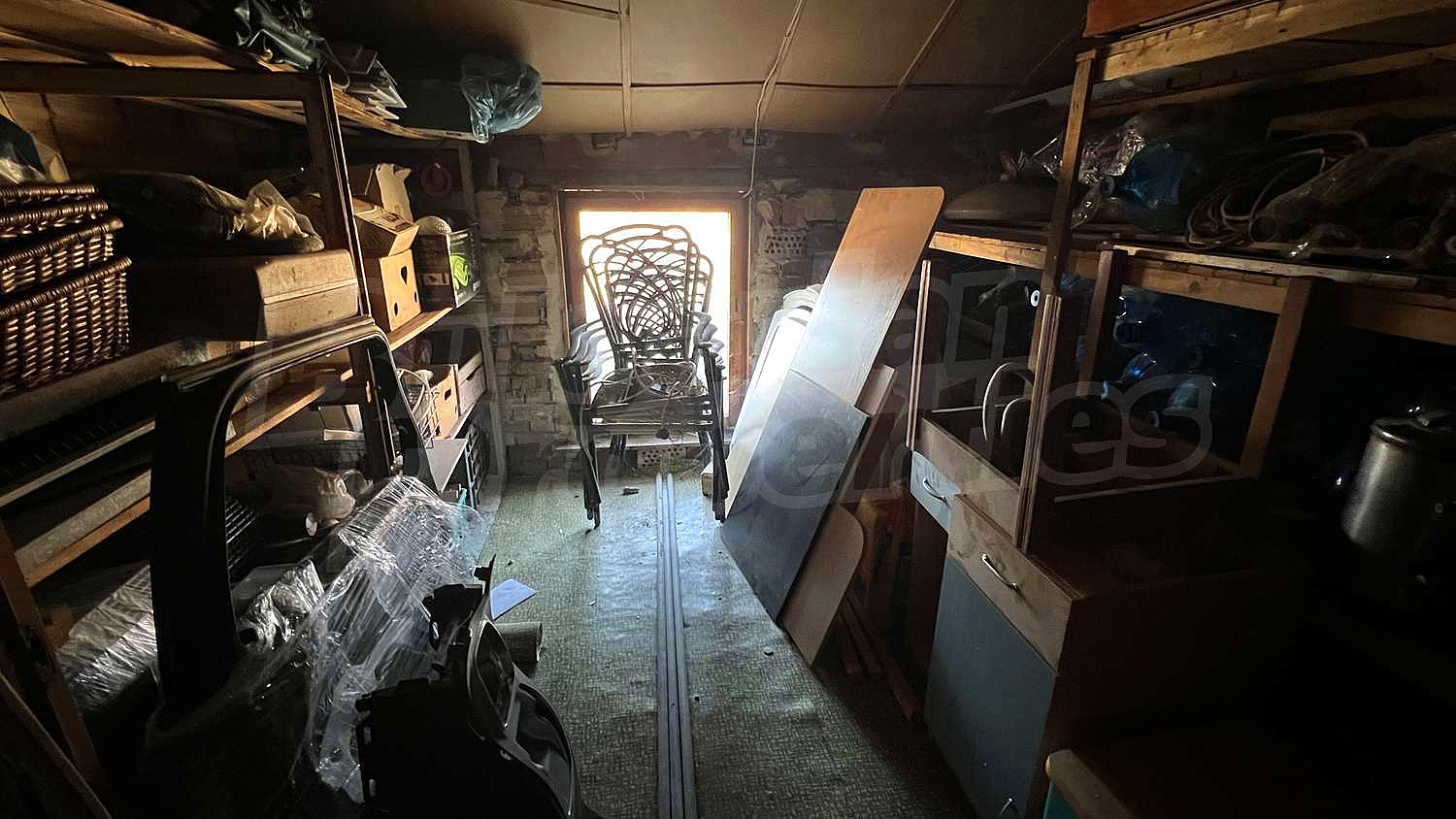 Gallery Picture 15