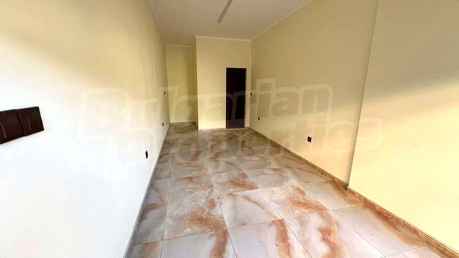Gallery Picture 16