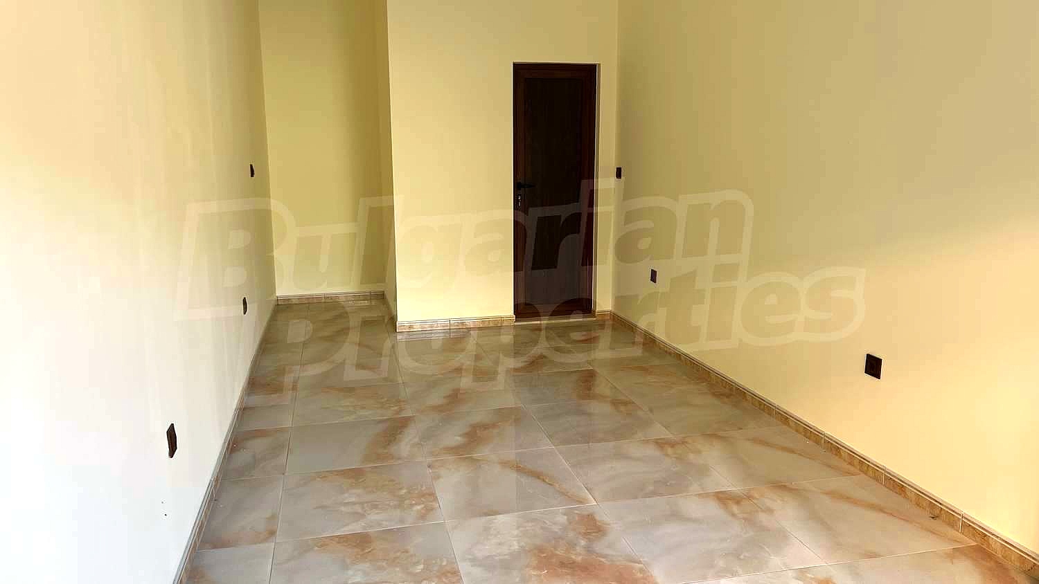 Gallery Picture 10