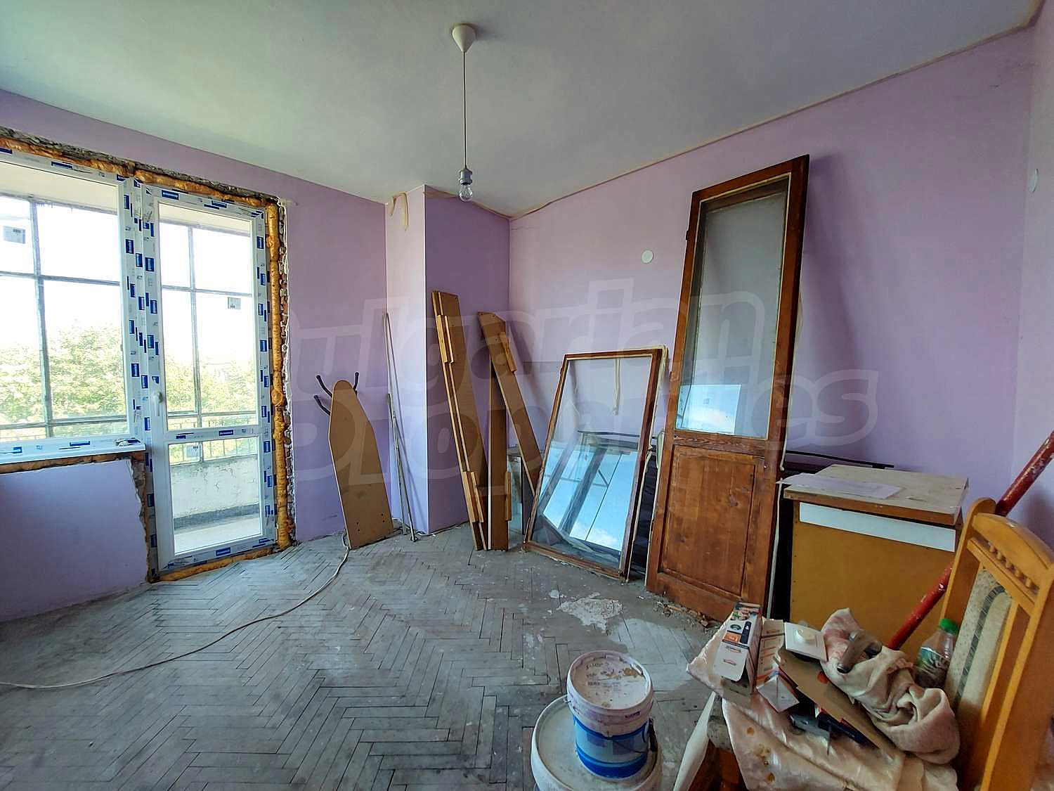 Gallery Picture 16