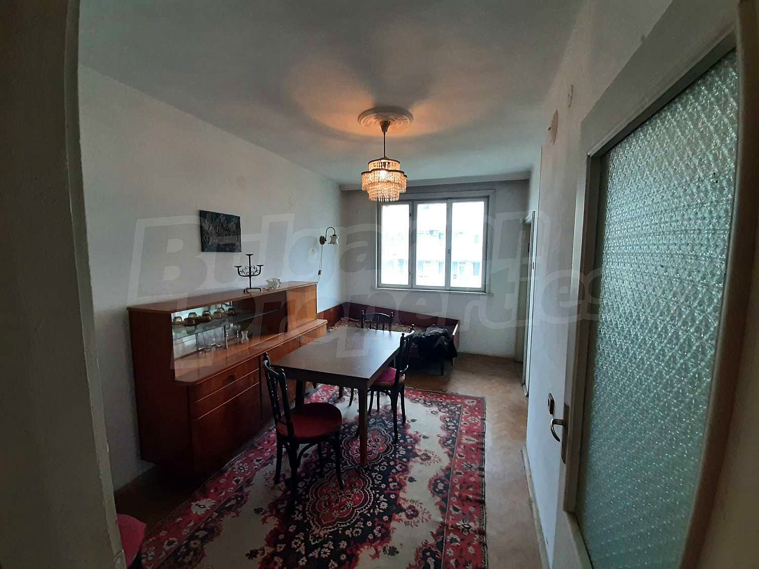 Gallery Picture 8