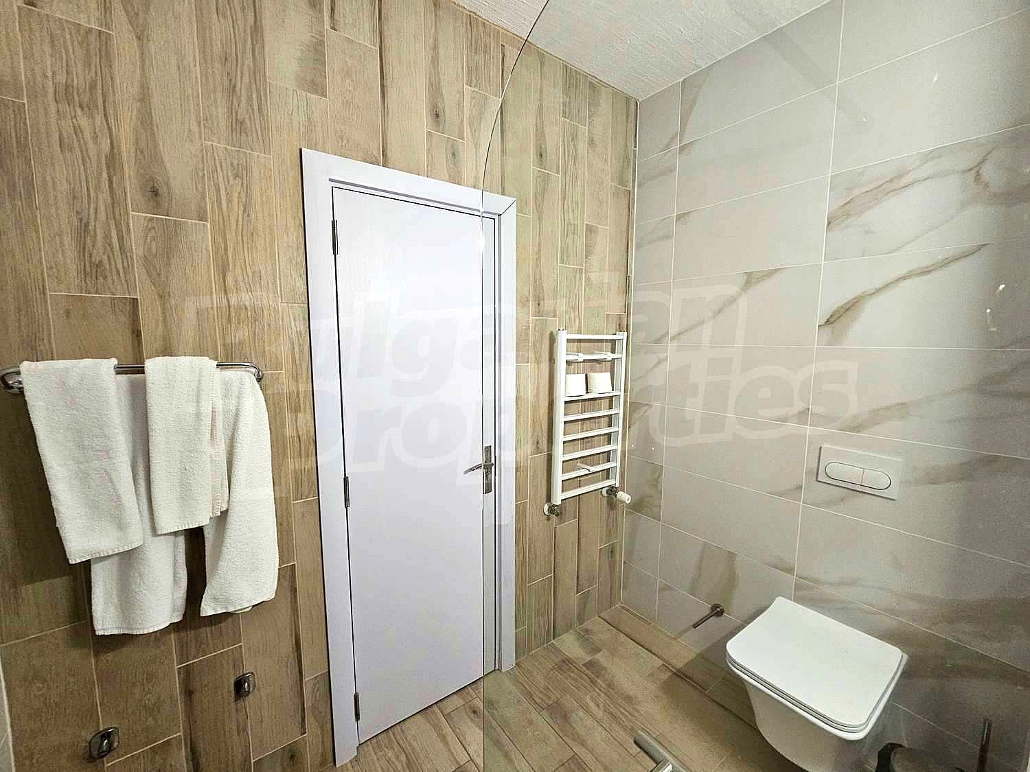 Gallery Picture 14
