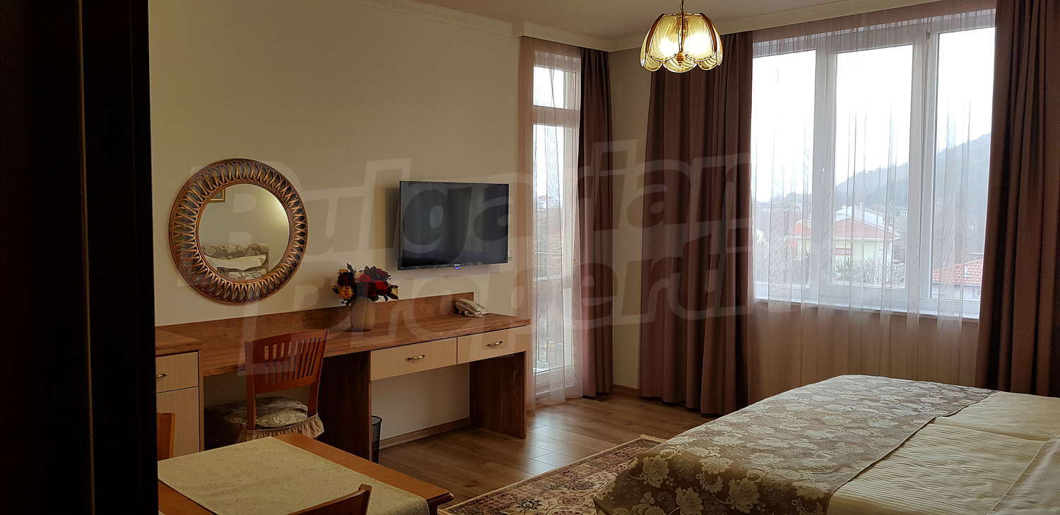 Gallery Picture 11