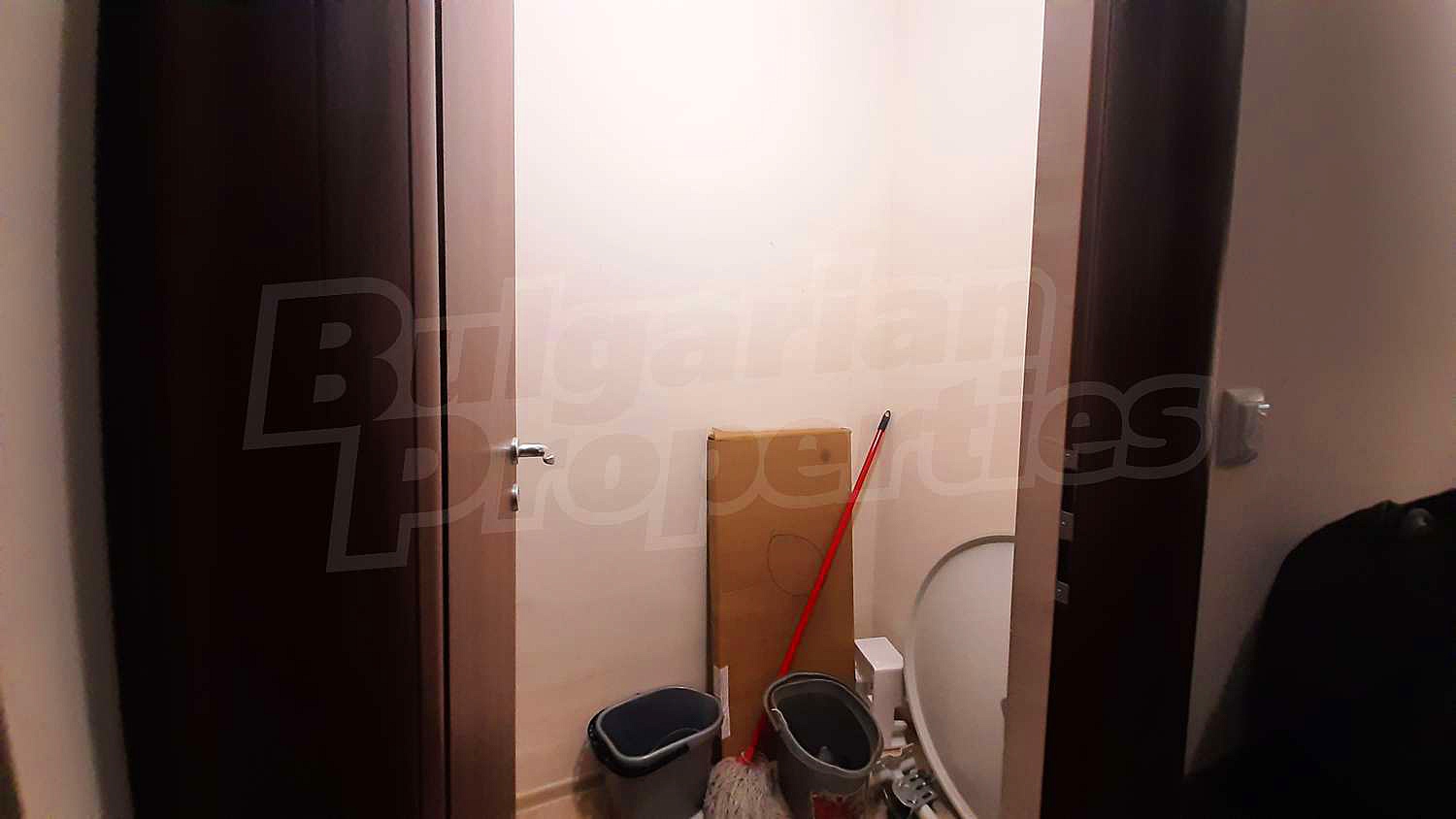 Gallery Picture 17