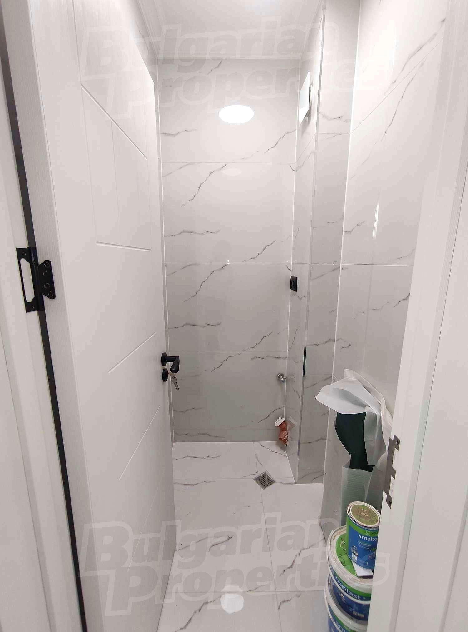 Gallery Picture 24