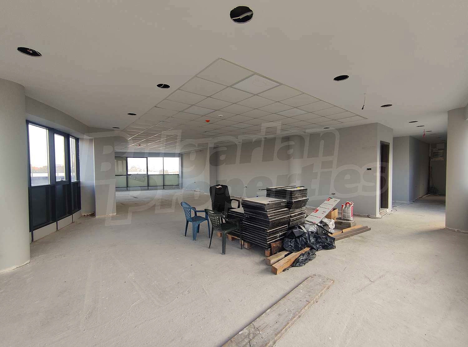 Gallery Picture 10