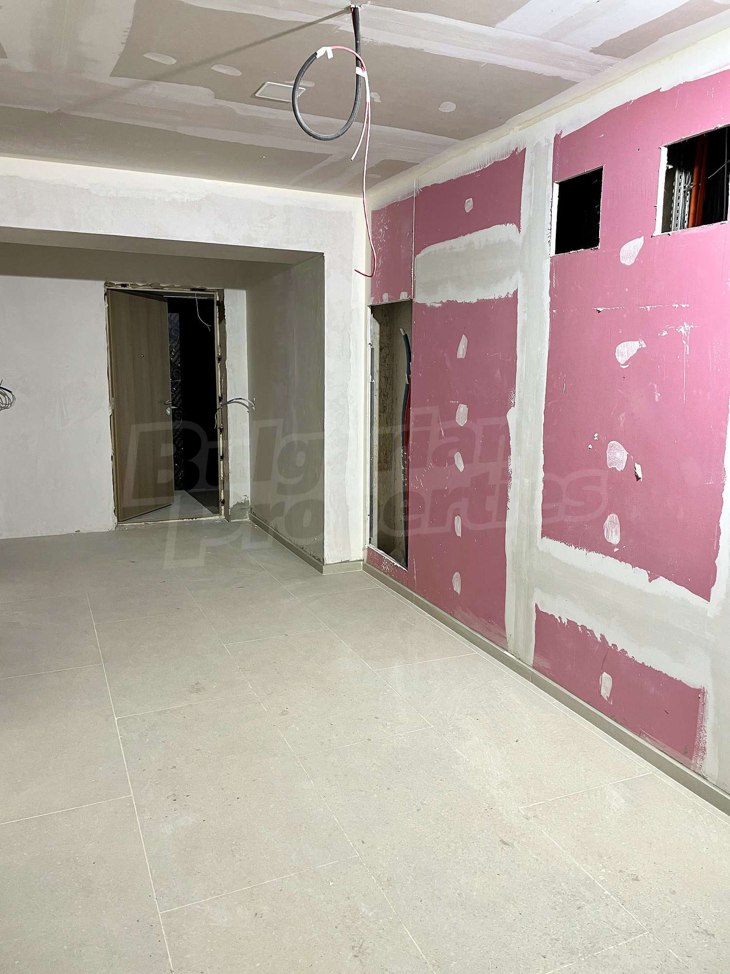 Gallery Picture 28