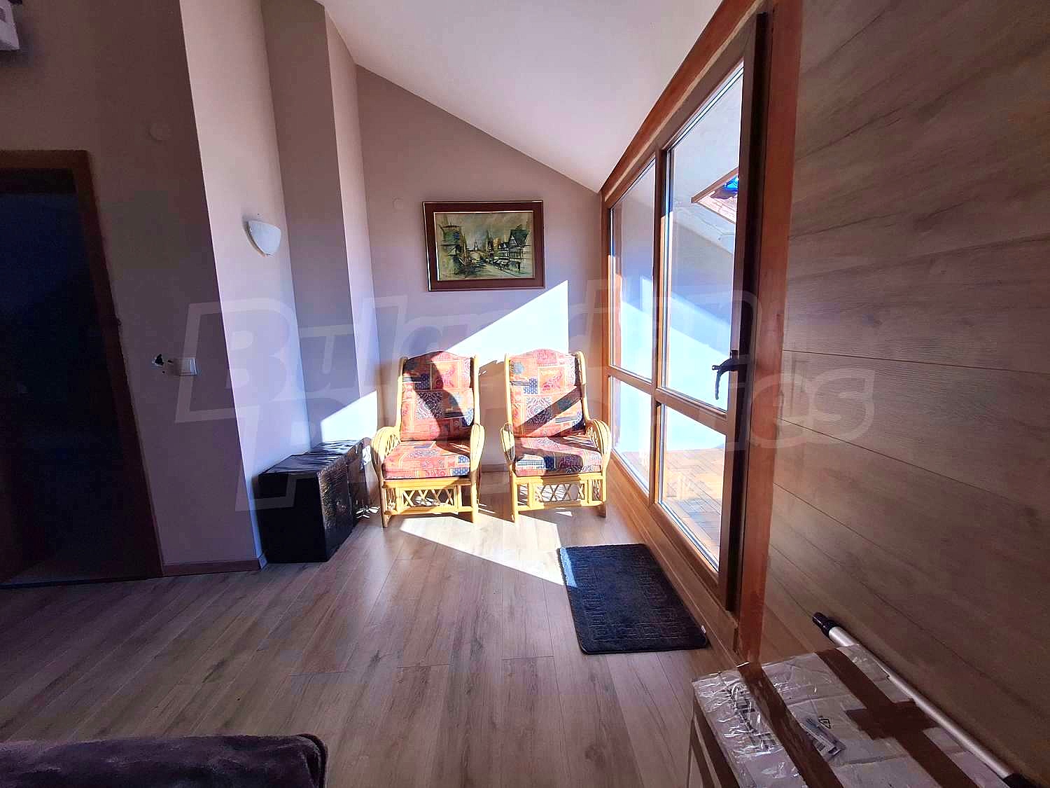 Gallery Picture 11