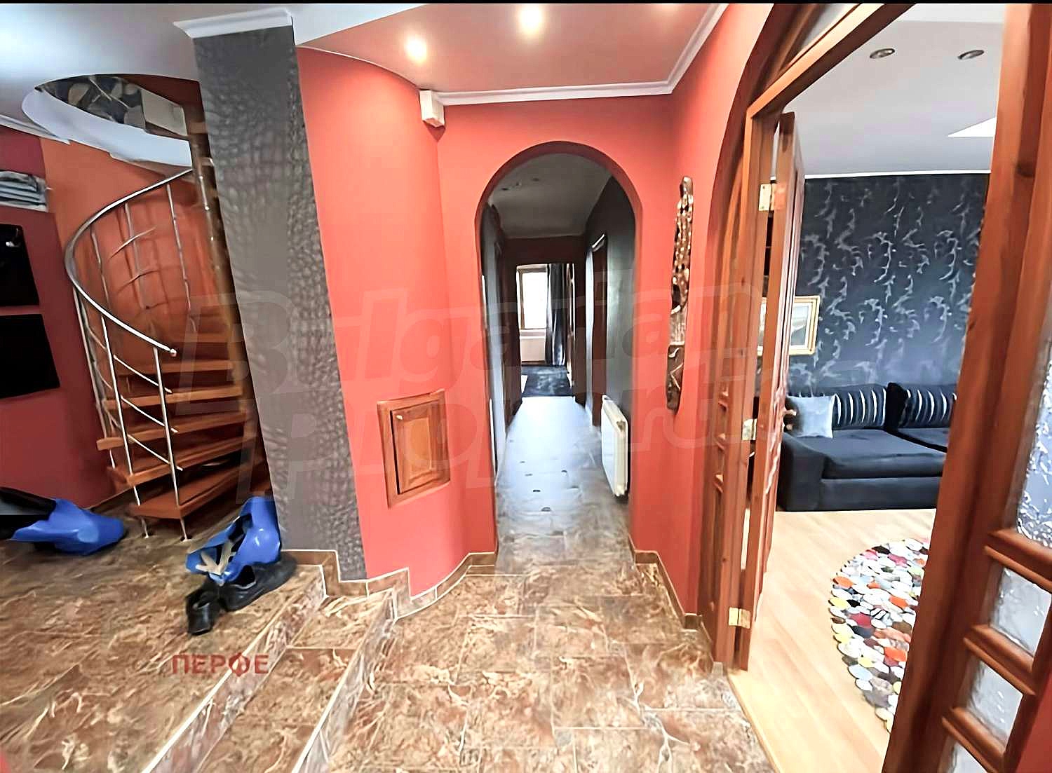 Gallery Picture 18