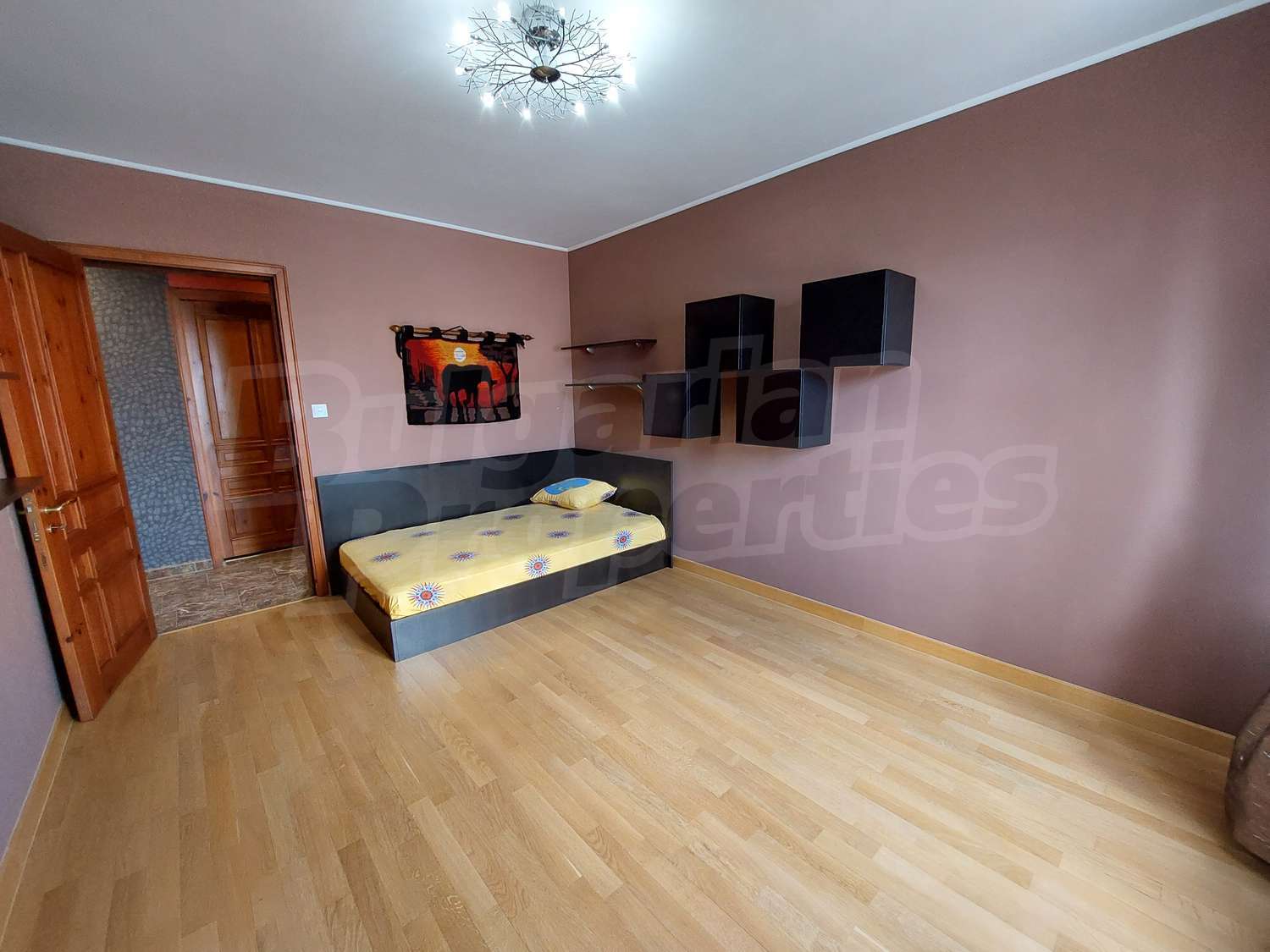 Gallery Picture 7