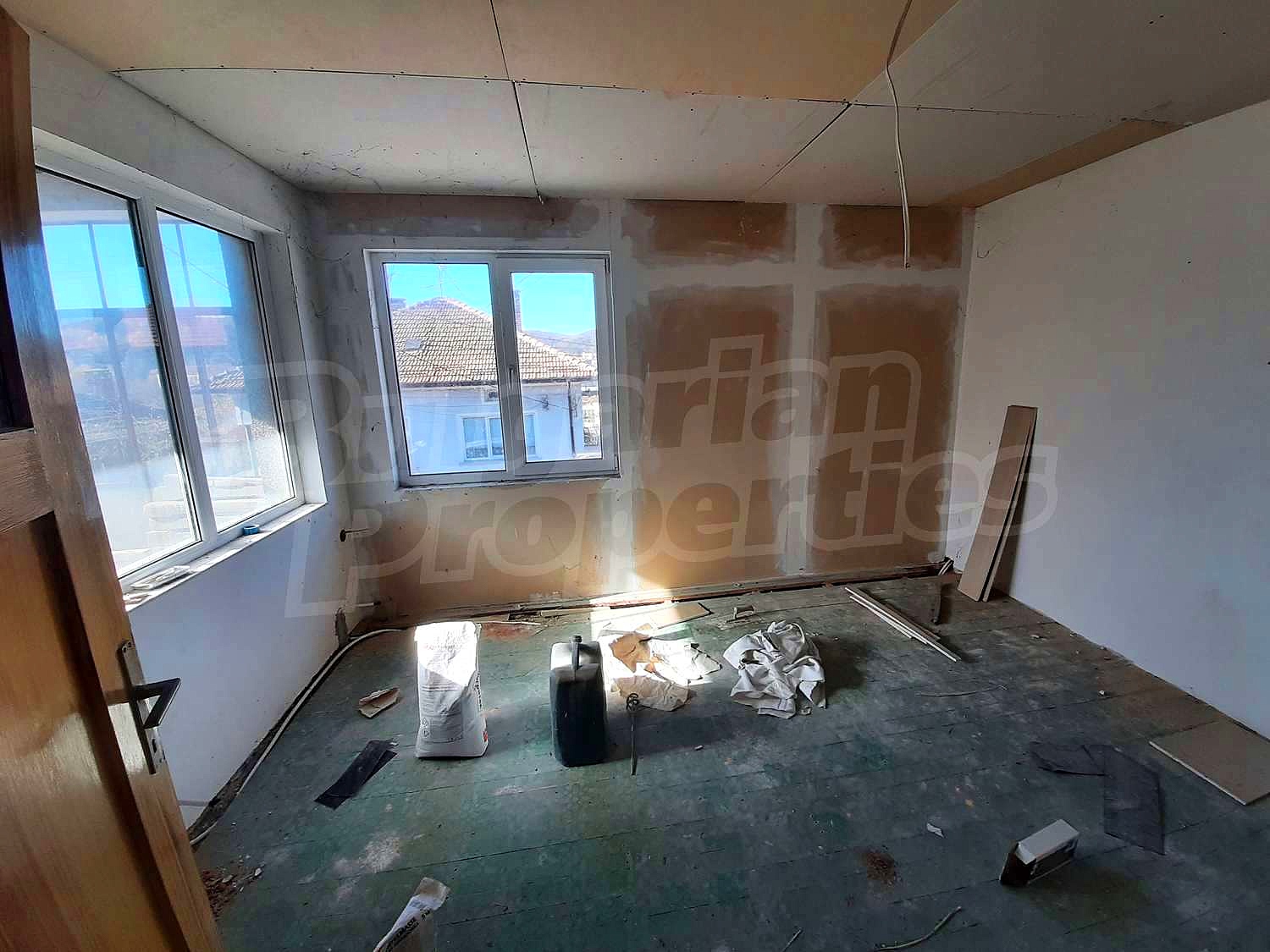 Gallery Picture 10