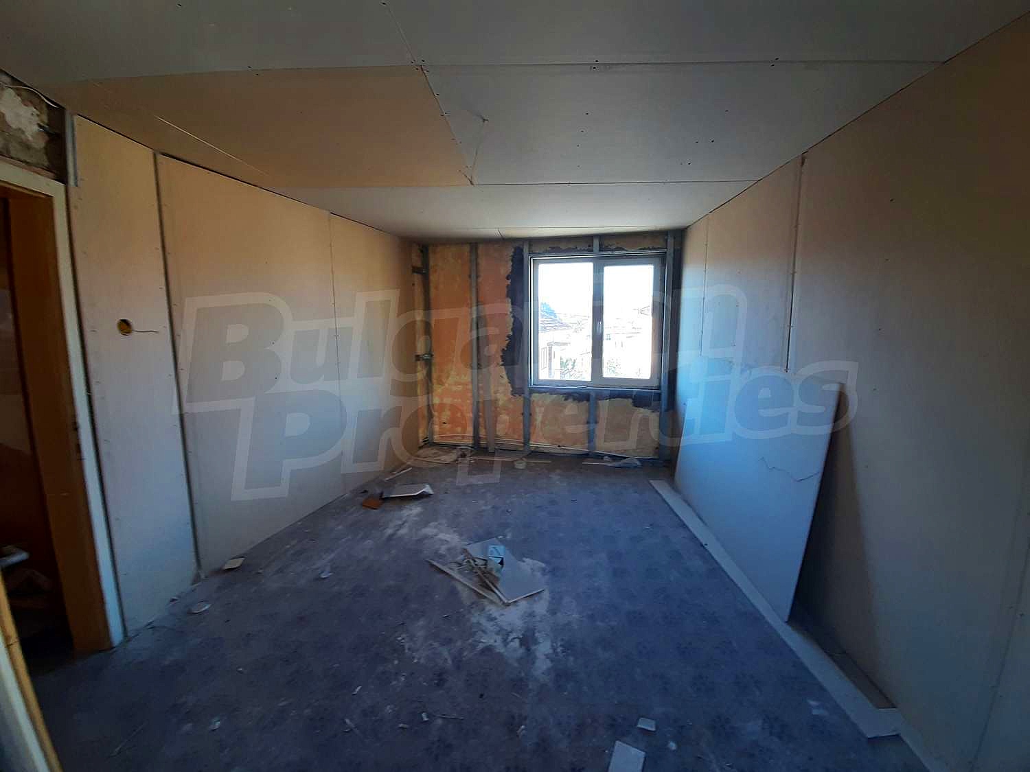 Gallery Picture 13