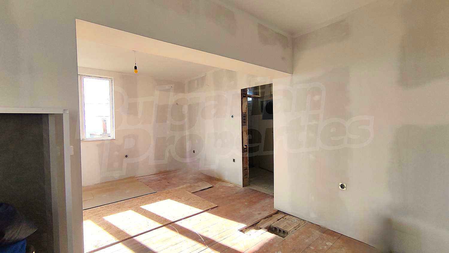 Gallery Picture 10