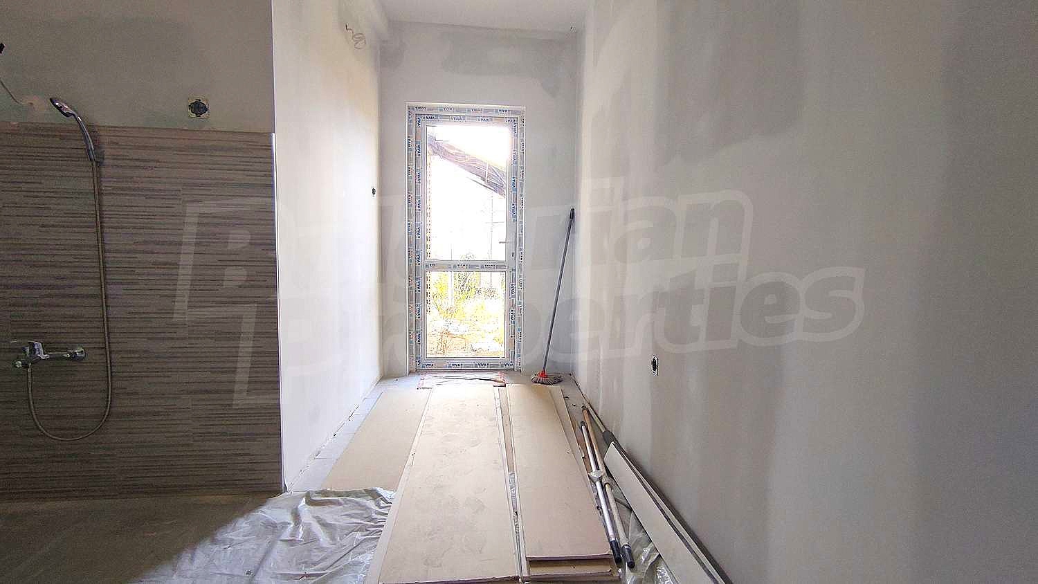 Gallery Picture 27