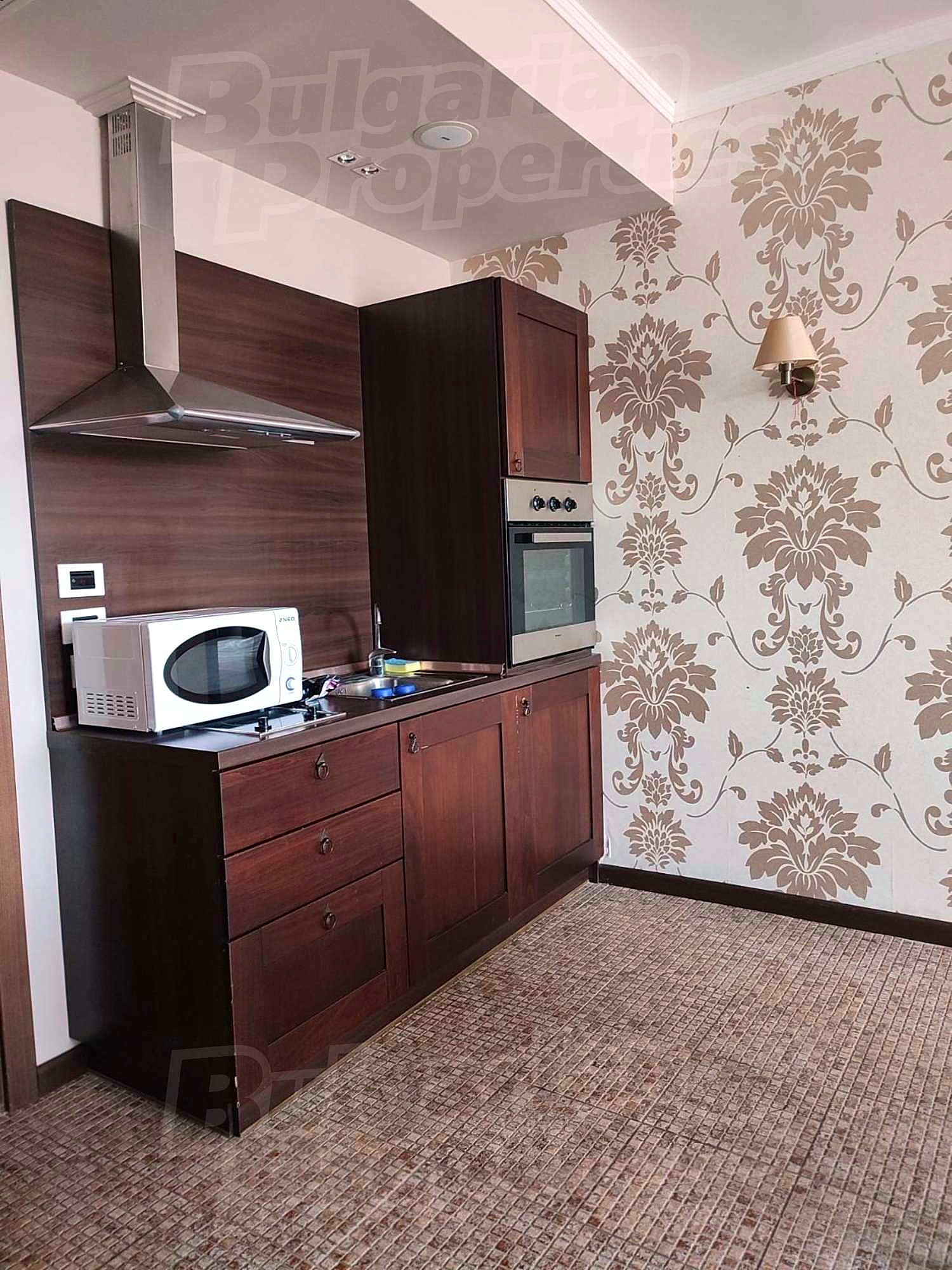 Gallery Picture 18