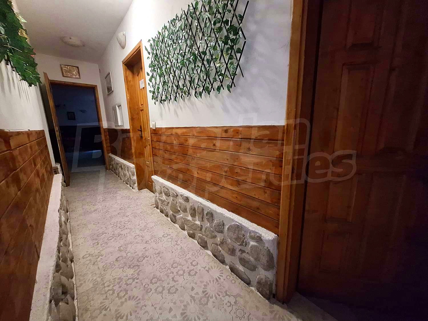 Gallery Picture 42