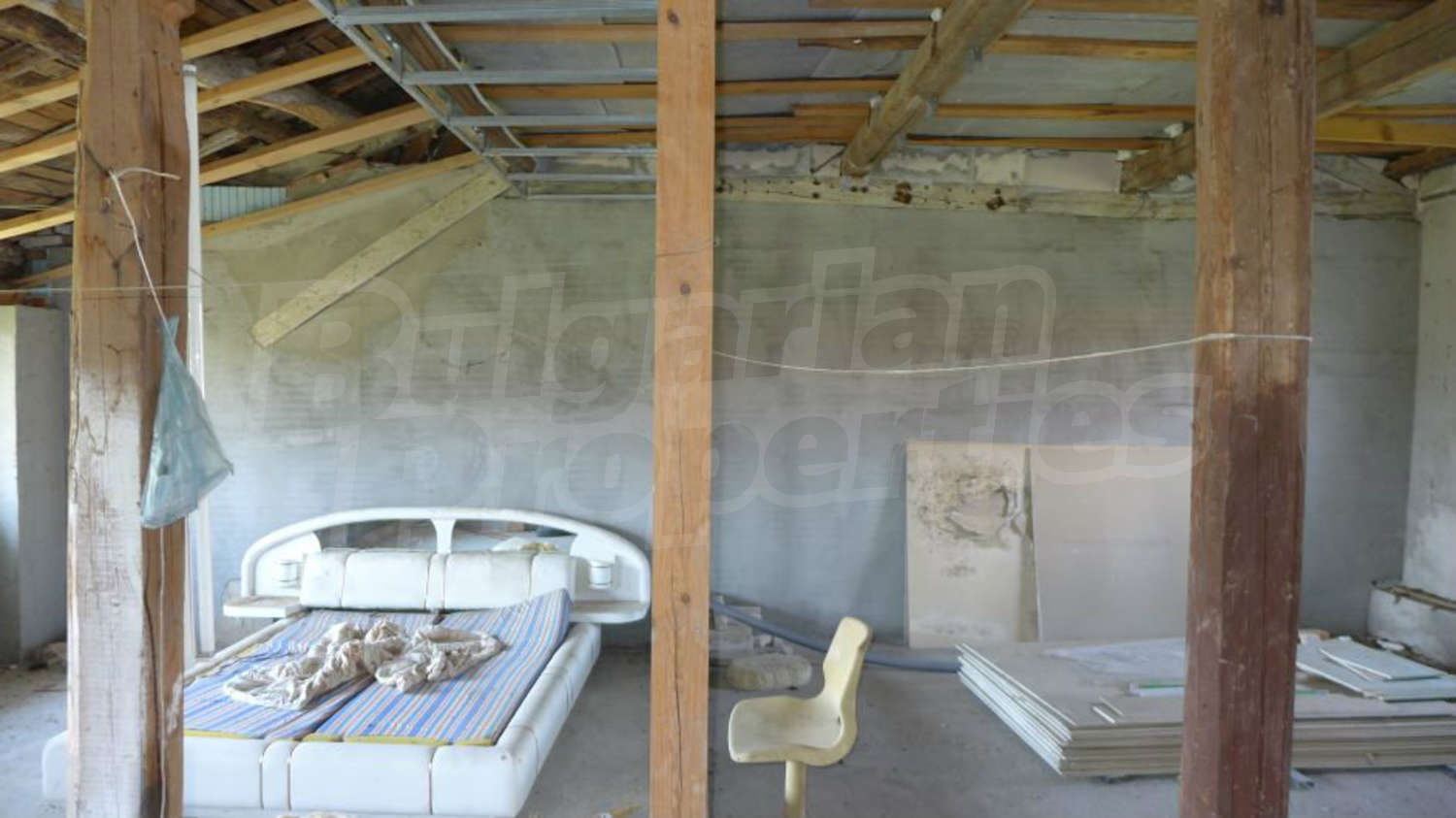 Gallery Picture 16