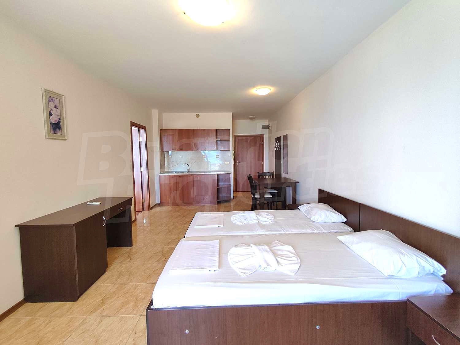 Gallery Picture 18