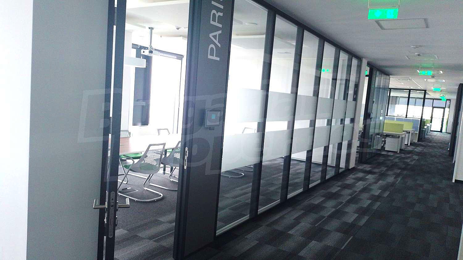 Gallery Picture 17