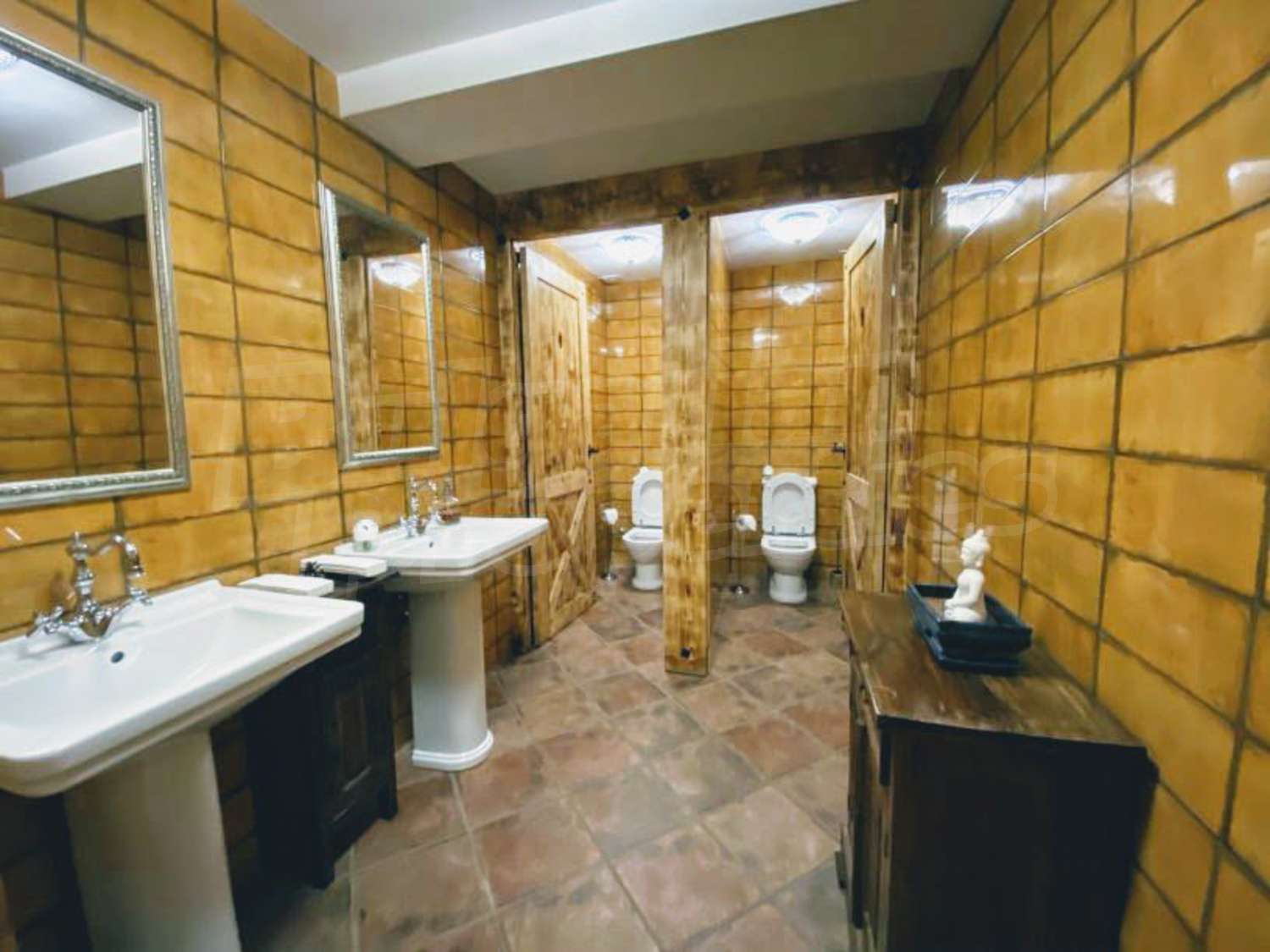 Gallery Picture 16
